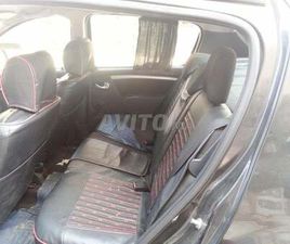 DACIA SANDERO DACIA SANDERO ESSENCE MANUELLE 2012 À SALÉ