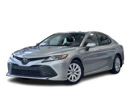 2019 TOYOTA CAMRY LE (HEATED SEATS,BACKUP CAM,CARPLAY) LOCAL OWN