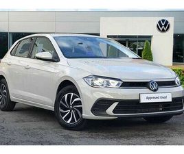 VOLKSWAGEN POLO - 1.0 LIFE 5DR