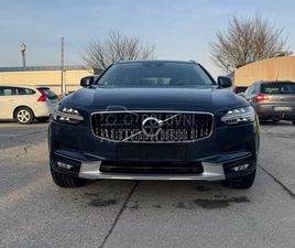 VOLVO V90 CROSS COUNTRY D4 VOLVO V90 CROSS COUNTRY D4