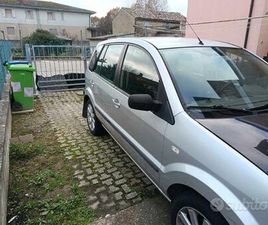 LAVAPAVIMENTI TINECO