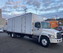 2014 HINO 268 WITH 26' VAN BODY (25-152)