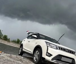 MAHINDRA XUV300