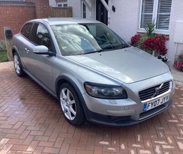 VOLVO C30 2.4I SE LUX GEARTRONIC 2DR