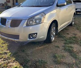 PONTIAC VIBE 2010 PONTIAC VIBE AWD