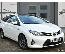 TOYOTA AURIS TOURING SPORTS TOYOTA AURIS SPORTS TOURING HYBRIDE 136H TOIT/PANO/CAMERA/GPS/BLUETOOTH