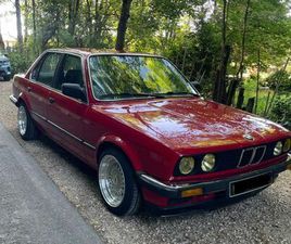 BMW E30 320I