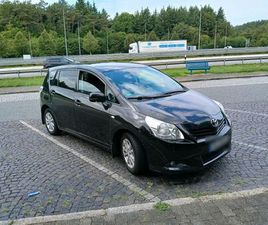 TOYOTA 4RUNNER TOYOTA VIRZO 7 SETZEN 2.0 MIT 2 JAHREN TUY