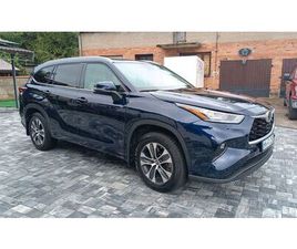 TOYOTA HIGHLANDER 3.5L V6 300PS 8-SITZER