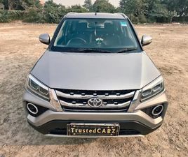 TOYOTA URBAN CRUISER