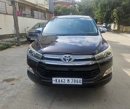 TOYOTA INNOVA