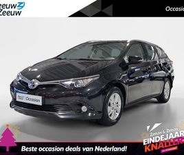 TOYOTA AURIS 1.8 HYBRID DYNAMIC * AUTOMAAT * CAMERA * CARPLAY * NAVIGATIE * CRUISE CONTROL * LM VELGEN * 12 MAANDEN BOVAG GARANTIE *