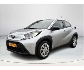 1.0 VVT-I S-CVT PLAY