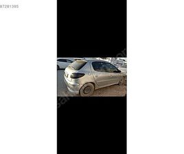 PEUGEOT 206 1.4 HDI FELINE