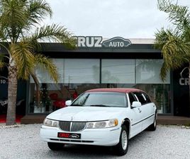 LINCOLN TOWN CAR LIMOUSINE