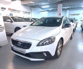 VOLVO V40 CROSS COUNTRY 1.6 D2 KINETIC AUTO