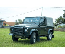 LAND ROVER DEFENDER 2008 LAND ROVER DEFENDER VERT FONCÉ MANUEL, 6 VITESSES CO...