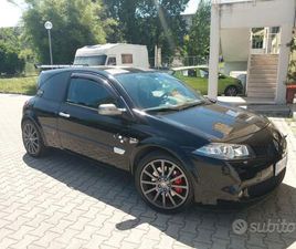 RENAULT MEGANE RS MEGANE RS F1 TEAM R26 CUP