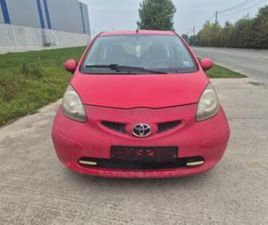 ② TOYOTA AYGO 1.0 ESSENCE — TOYOTA — 2EMEMAIN