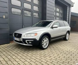 VOLVO XC70 2.4 D [D4] AWD MOMENTUM SZERVIZKÖNYV...