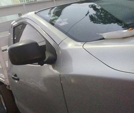 CAMIONETA NISSAN NP300 ESTAQUITAS 2017