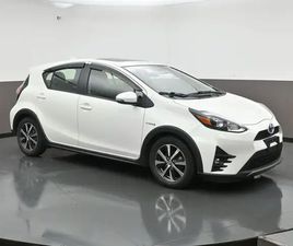 TOYOTA PRIUS C 2018 TOYOTA PRIUS C HYBRID! LEATHER, NAVIGATION SALE! DECEMBER C