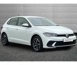 VOLKSWAGEN POLO - 1.0 TSI LIFE 5DR DSG