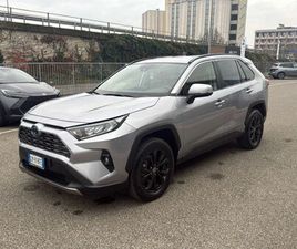 TOYOTA RAV4 TOYOTA RAV4 HV (222CV) E-CVT AWD-I DYNAMIC DEL 2022 USATA A PIACENZA