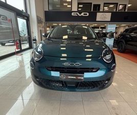 600 (2023-->) 600 HYBRID 110 CV DCT MHEV LA PRIMA