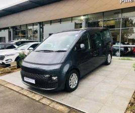 HYUNDAI STARIA 2.2D EXECUTIVE 9-SEATER