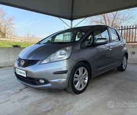 HONDA JAZZ HONDA JAZZ 1.4 EXCLUSIVE I-SHIFT AUTOMATICA MAN