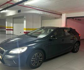 VOLVO V40 T3 VOLVO V40
