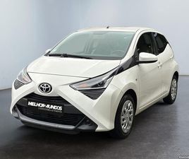 TOYOTA AYGO TOYOTA AYGO 1.0 X-PLAY JULHO/21