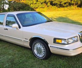 1997 LINCOLN TOWN CAR