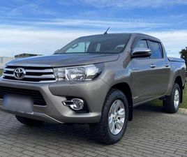TOYOTA HILUX 2.4 D 4WD TRACKER INVINCIBLE (150CV)