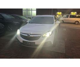 OPEL INSIGNIA A COUNTRY TOURER 4X4 LEDER+AHK+XENON
