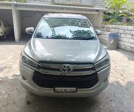 TOYOTA INNOVA