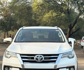 TOYOTA FORTUNER