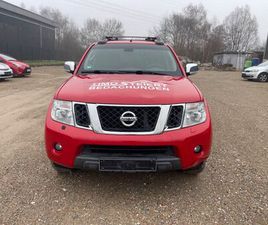 NISSAN NAVARA DOUBLE CAB NISSAN NAVARA PICKUP DOUBLE CAB LE 4X4*1.HAND!!