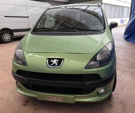 PEUGEOT 1007, DER MIT DEN ELEKTRISCHEN SCHIEBETÜREN