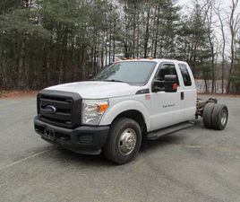 2015 FORD F-350 XL EXTENDED CAB DUALLY CAB & CHASSIS 4X2 6.2L V8 GAS