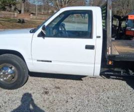 GMC W SERIES GMC 1TON FLATBED