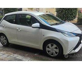 TOYOTA PORTE TOYOTA AYGO