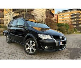 VOLKSWAGEN TOURAN CROSSTOURAN 2.0 TDI DSG 7 SITZE HIGHLINE