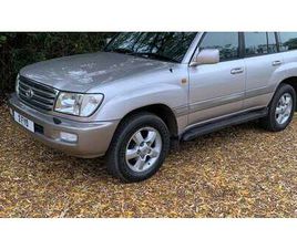 TOYOTA SÉRIE 100 2003 TOYOTA 100 SERIES ARGENT AUTOMATIQUE CONDUITE À DROI...