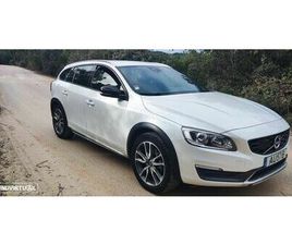 VOLVO V60 CROSS COUNTRY VOLVO V60 CROSS COUNTRY D4 MOMENTUM