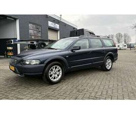 VOLVO XC70 - 2.5 T COMFORT LINE NWE BANDEN RIJDT HEEL MOOI