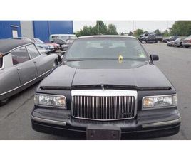 LINCOLN TOWN CAR LINCOLN TOWN CAR