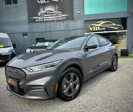 FORD MUSTANG PREMIUM AWD