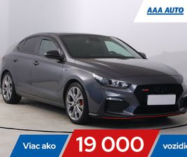 HYUNDAI I30 FASTBACK 1.4 T-GDIN-LINE, SR,2.MAJ, SERV.KNIHA